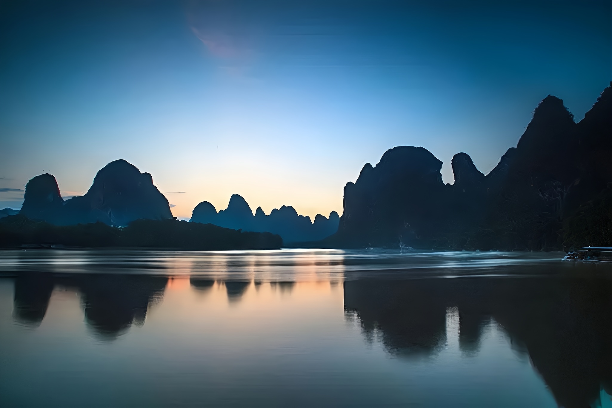 古琴曲《山水间》有情有浪漫和感动 还有共同的